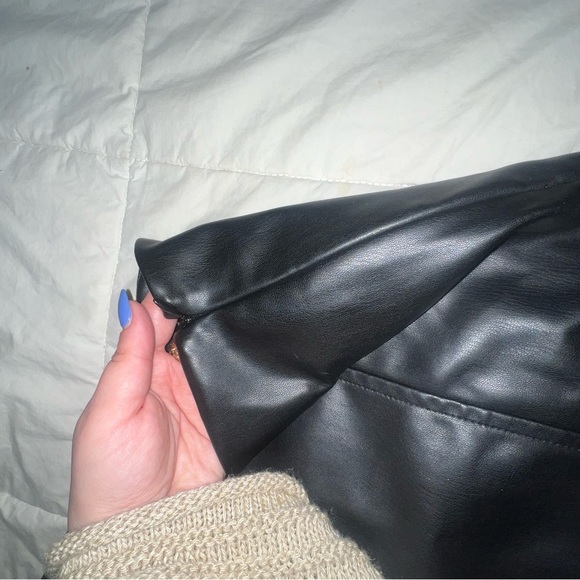 Meshki Leather Shorts - Picture 3 of 6